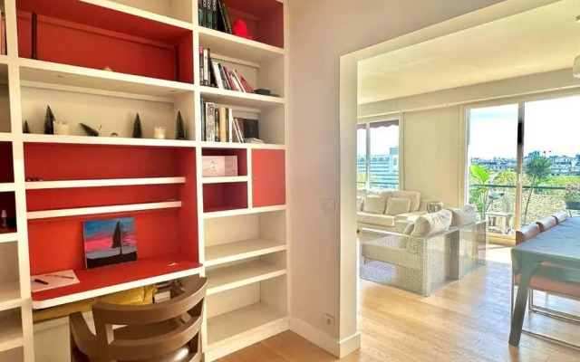Apartment with eiffel tower and Seine view Blériot