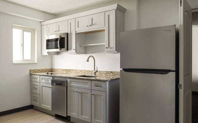 Ramada by Wyndham Elko Hotel at Stockmen's Casino