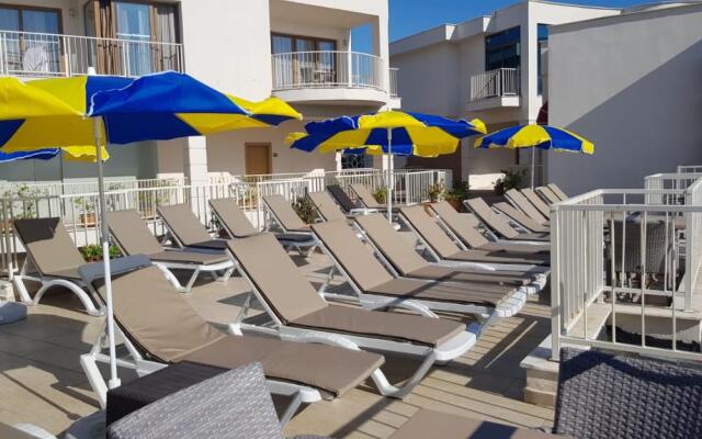 Ladies Beach Suit Otel
