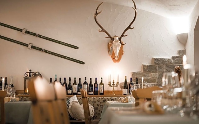 Laguscei Dolomites Mountain Hotel