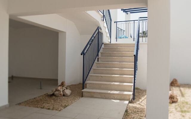 Anatoli 3BR Holiday Home Near the Beach