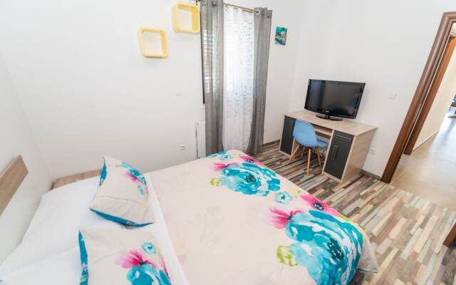 Fantastic Villa Maslina with private pool