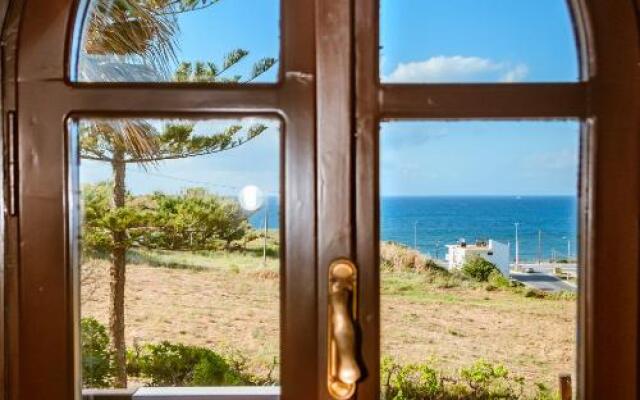 Gregory Village Sea View