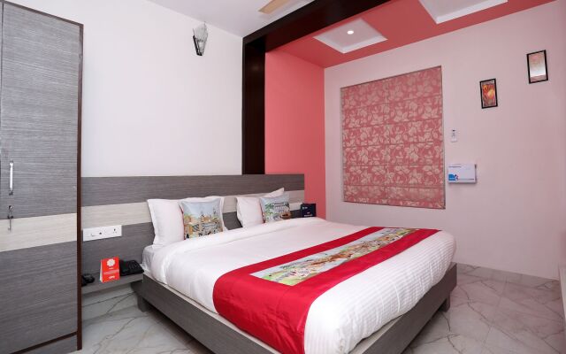 OYO 10228 Hotel Chandramouli