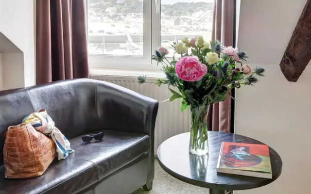 Best Western Le Benhuyc
