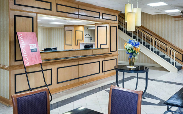 Comfort Inn Petersburg Fort Lee Area