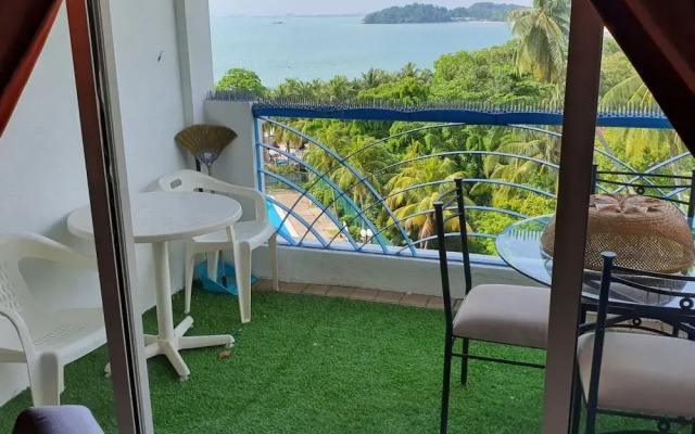 Seri Bulan Condominium