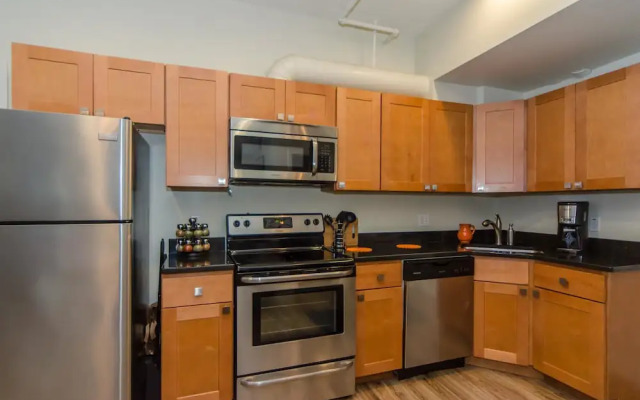 BOS002 2 Bedroom Apartment By Senstay