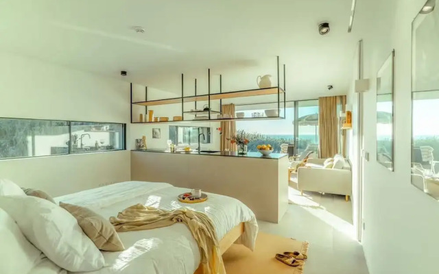 oceanHUTS Adults Only