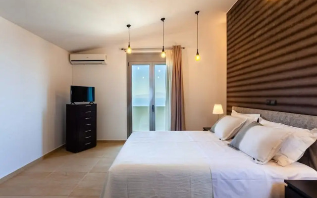 Aigli Luxury Villa - Panoramic Seaview Retreat