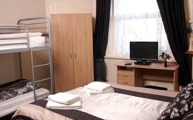Shepperton Hotel