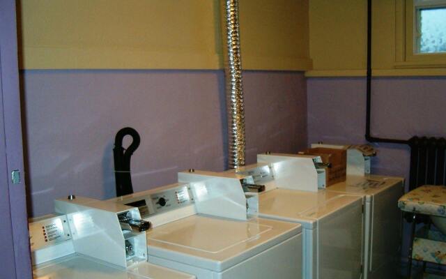 Auberge Internationale La Vieille École