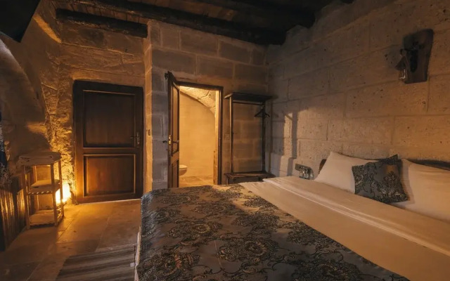 Lubberona Cave Cappadocia