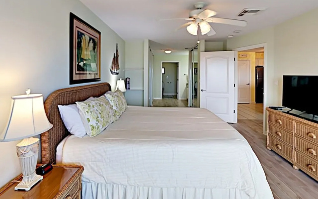 2001 Grand Caribbean by RedAwning