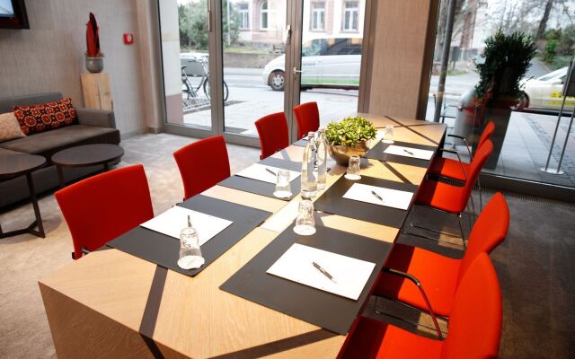 Lindner Hotel Frankfurt Hochst, part of JdV by Hyatt