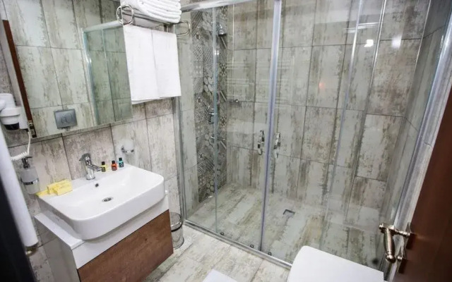 Borapark Hotel