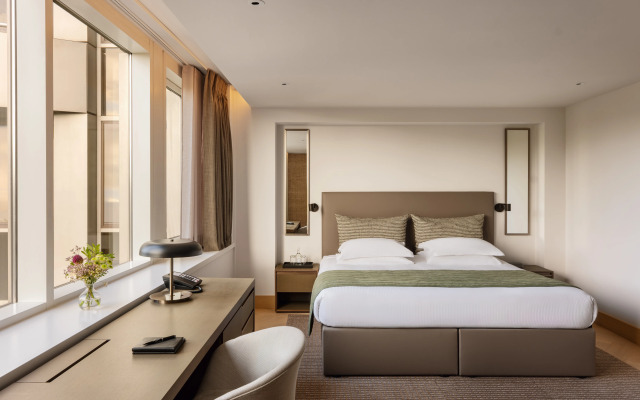 Royal Garden Hotel