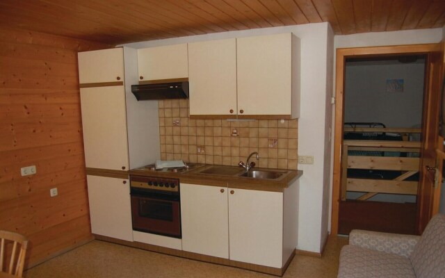 Stunning Home in Kappl With 5 Bedrooms and Wifi
