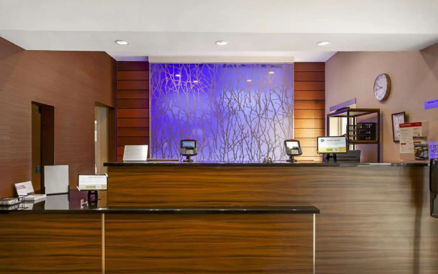 Comfort Inn & Suites Green Bay Stadium Area