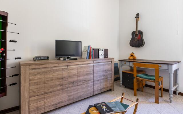 Classic Style Apartment by Wonderful Italy