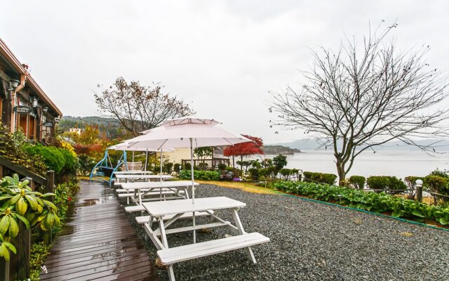 Seosan Sayblue Pension