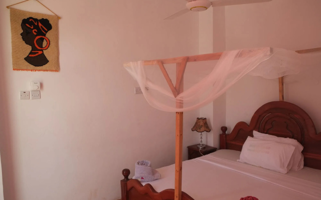 Homeland Swahili Lodge - Hostel