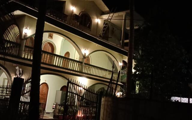 Joaquina's Guest House