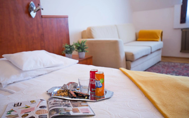 Helios Hotel Pension