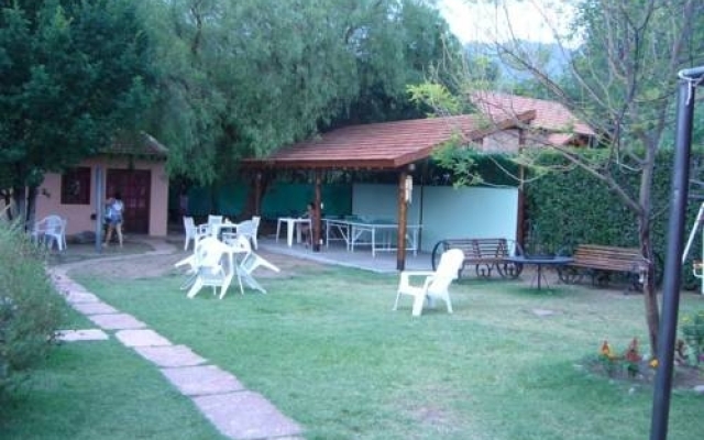 Hosteria y Cabañas Un Camino en el Cipres