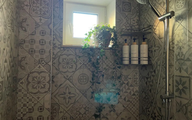 Pristine 1Br Apt in City Center