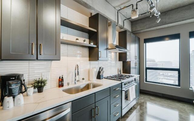 Sable 701 - Luxury Two Story Loft