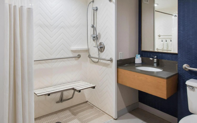Fairfield Inn Marriott Rochester Airport