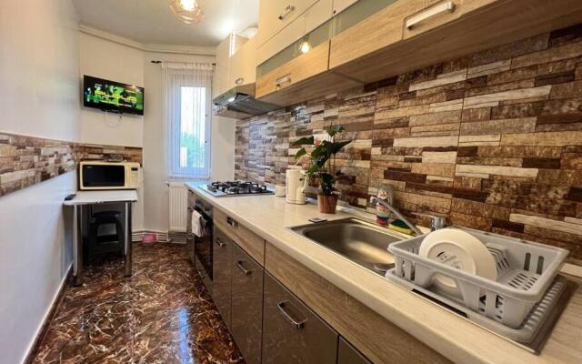 Cozy & complete 2 room flat