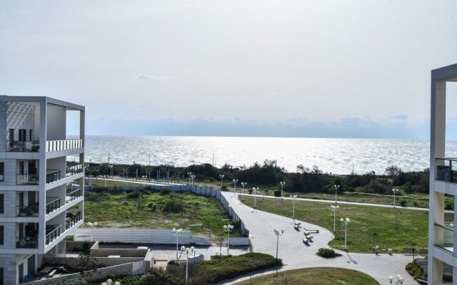 High Class 6BR Achziv apartment