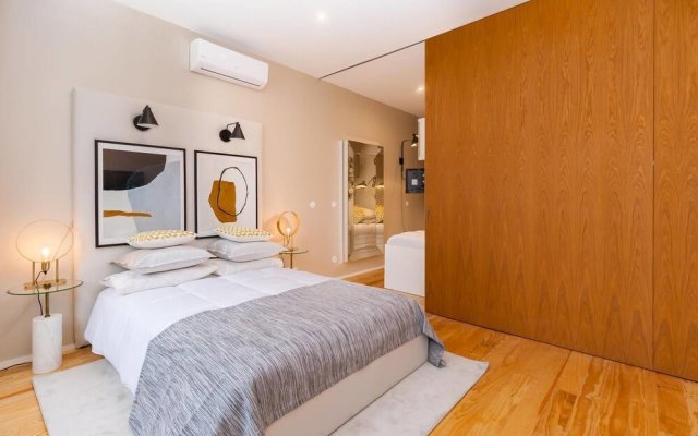 Porto Fancy Deluxe Apartment by GuestReady
