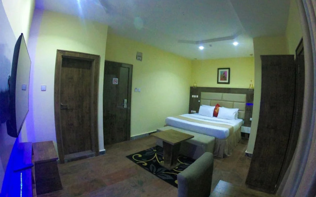 Grand Orchid Hotel