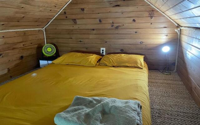 Walnut Canyon Cabins