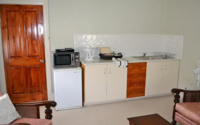 Stoke House Bed And Breakfast