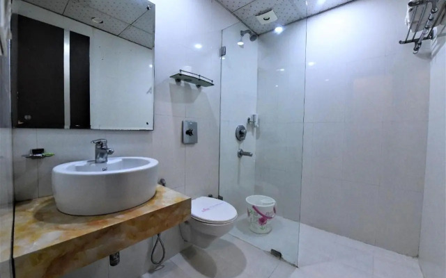 Hotel Rupam Kingston Park