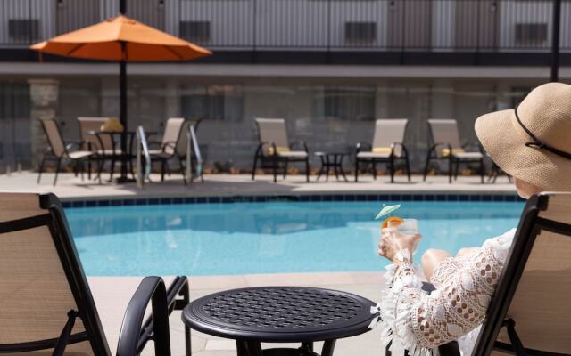Orange Grove Inn