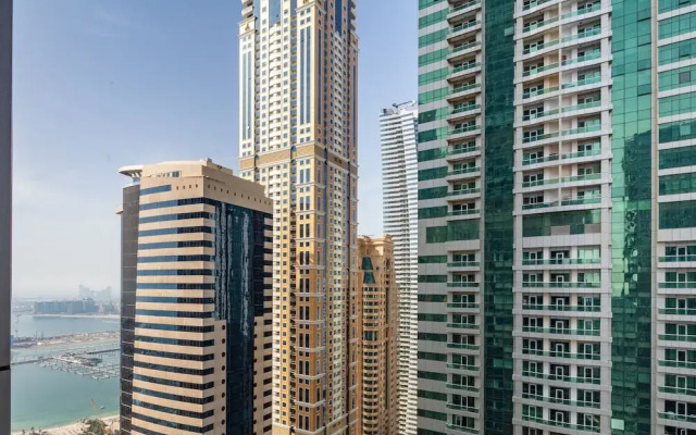 Stylish & Spacious 2BR In Dubai Marina