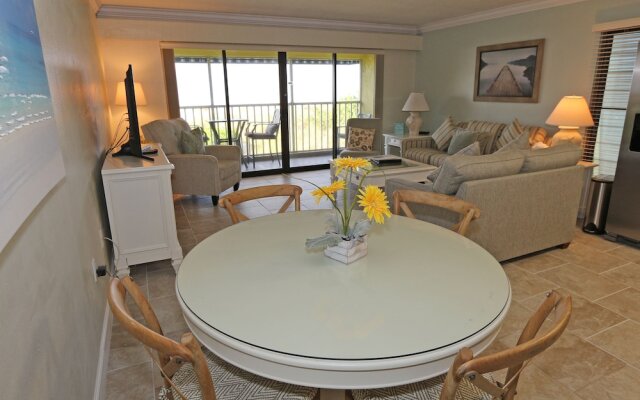 Cabana Beach Club by RVA