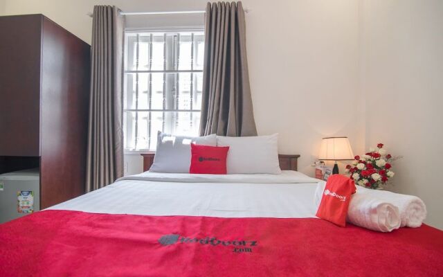 RedDoorz Premium near Bai Sau