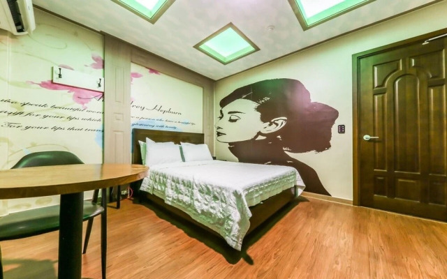 Seocheon Taxi Hotel
