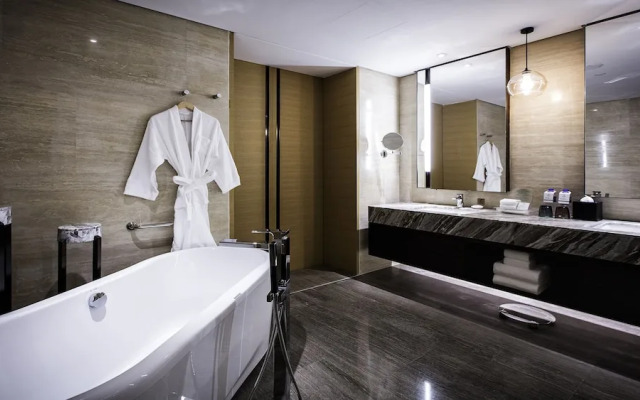 Holiday Inn Baoji Central by IHG