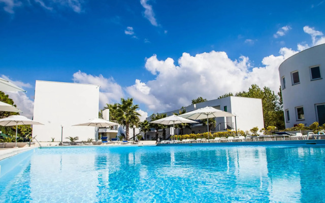 Medea Beach Resort