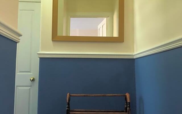 Leamington House Hotel