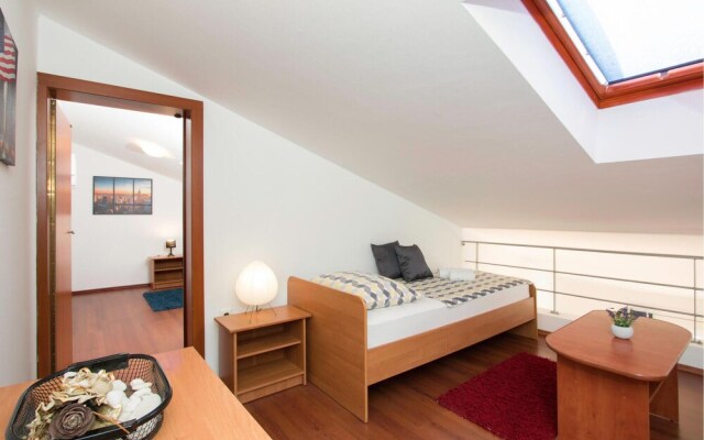 Awesome Home in Volme With Wifi and 2 Bedrooms