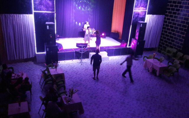 Tre Vang Hotel