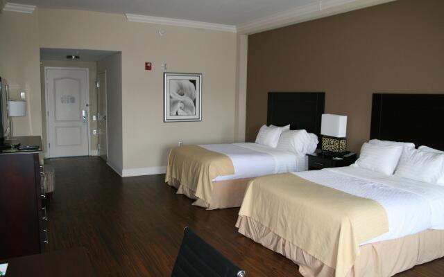 Holiday Inn Macon North by IHG